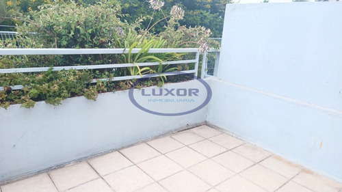 Departamento Amoblado En Sector De Reñaca A Pasos De Todo