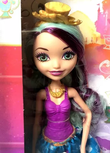 Boneca Ever After High Madeline Hatter filha do Chapeleiro Maluco