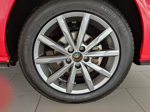 Imagen 12 de 15 de Volkswagen Polo 2020
