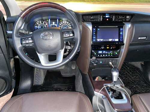 Toyota SW4 2.8 Srx 177cv 4x4 7as At