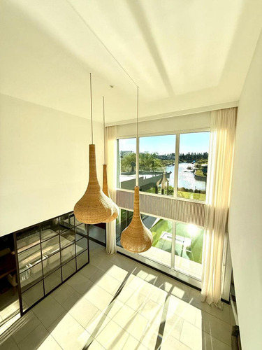 Casa En El Yacht