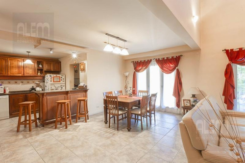 Imagen 10 de 29 de Casa - Lomas De Zamora Oeste