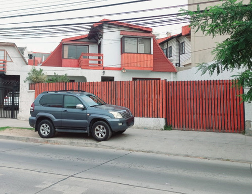 Amplia Casa En Recreo Bajo, Opción 2 Casas Independientes