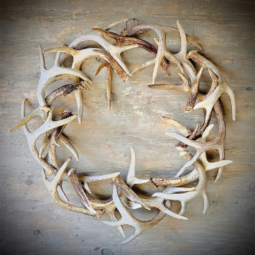 Christmas Wreath With White Deer Antlers 30 30 Cm