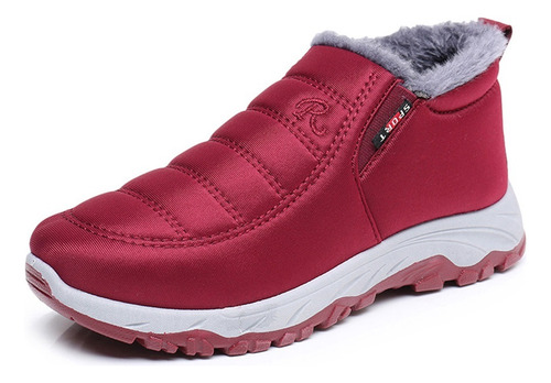 Botas De Nieve Modernas Con Suelas Suaves Y Afelpadas.