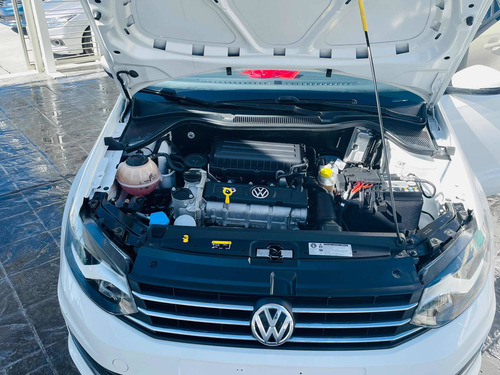Imagen 14 de 14 de Volkswagen Vento 2019 1.6 Confortline Mt