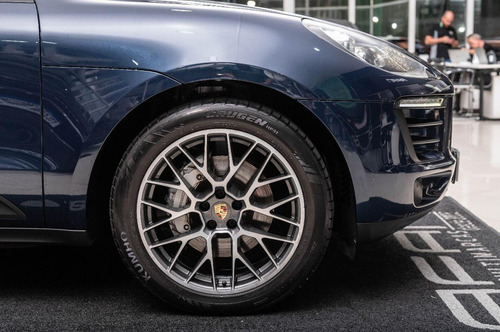 Porsche Macan S