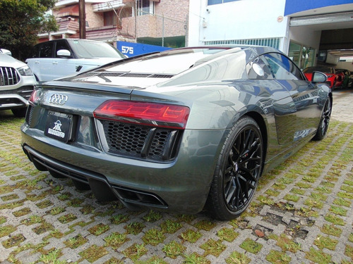 Imagen 5 de 12 de Audi R8 V10 2017 Quattro Gris
