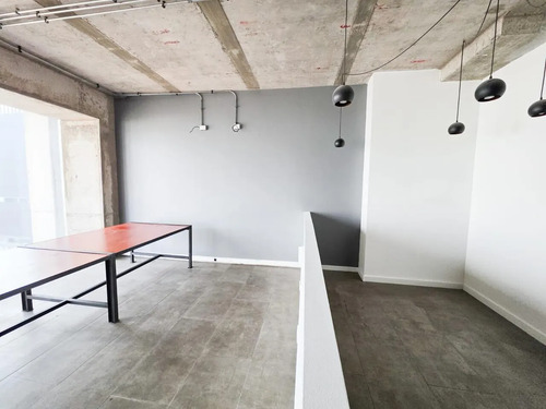 Arriendo Linda Oficina En Metro Principe De Gales