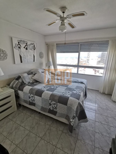 Imagen 9 de 14 de Apartamento En Peninsula, 2 Dormitorios *