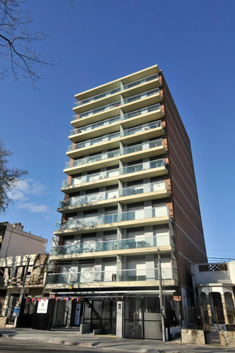 Venta - Apartamento 2 Dormitorios, Unidad 704 - Ventura Parque