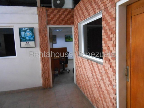 #*25-18248 Estupendo Galpón Semicerrado De 449 Mt2, Zona Centro Oeste, Barquisimeto, Lara. Adelaida Armeya