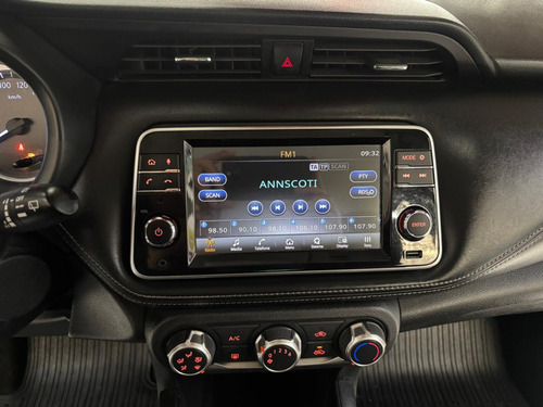 Nissan Kicks 1.6 16V FLEXSTART SV 4P XTRONIC