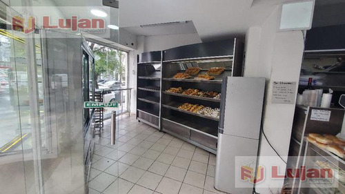 Venta Local Av Directorio Esq Lafuente Esquina, 82 M2 5 Vidrieras