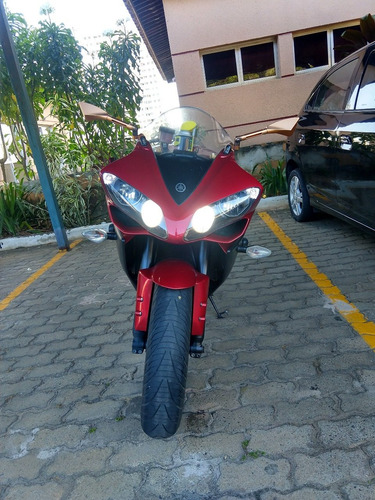 Yamaha R1