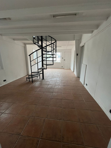 Arriendo Local Comercial Sector Céntrico Y Urbano Quillota