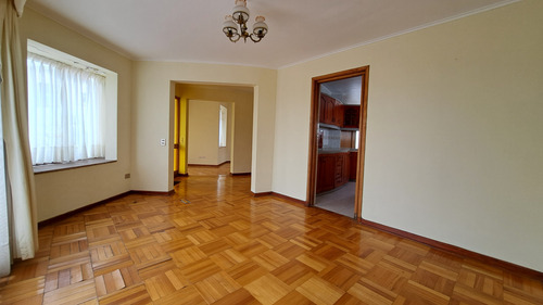 Venta De Casa En Avenida Gabriela Mistral