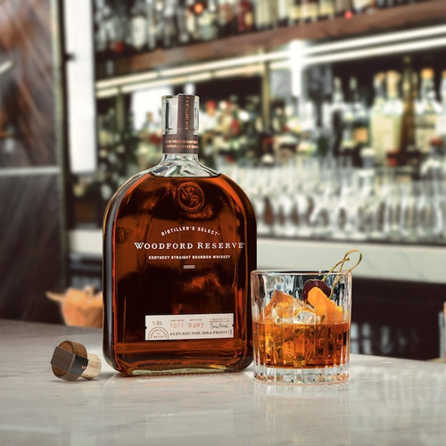 Imagen 4 de 8 de Whisky Woodford Reserve Kentucky 1000ml Bourbon