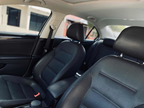 Volkswagen Vento 2.5 Luxury 170cv 2011