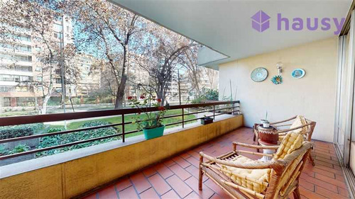 Tour Virtual // Av. El Bosque Sur (71809)