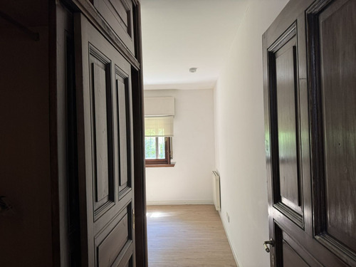 Excelente Chalet 4 Amb. Estilo Inglés En Villa Udaondo
