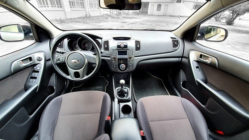 Kia Cerato Ex 1.6 Manual - Único Dono Ipva Total Pg