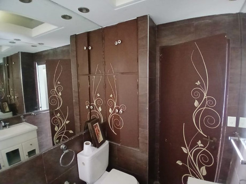 Departamento Tipo Casa En Venta Condicionada En Lanus Este