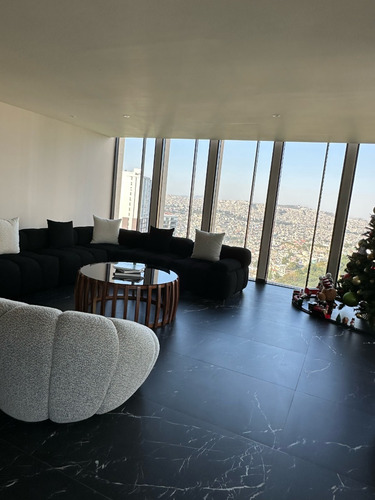 Hermoso Depto Con Acabados De Lujo En Bosque Real