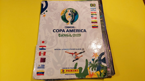 Album Copa América Brasil 2019 De Panini (c/356 Pegadas)