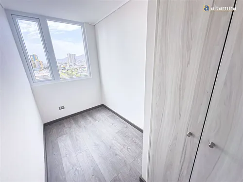 Departamento En Arriendo De 2 Dorm. En Iquique