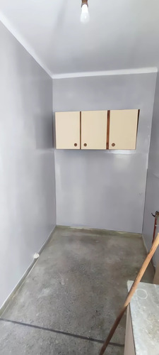 Imagen 6 de 6 de Remodelado Y Listo Para Entrar. A Pasos Del Mam, Facultades, Locomoción Y Servicios. Azotea Común