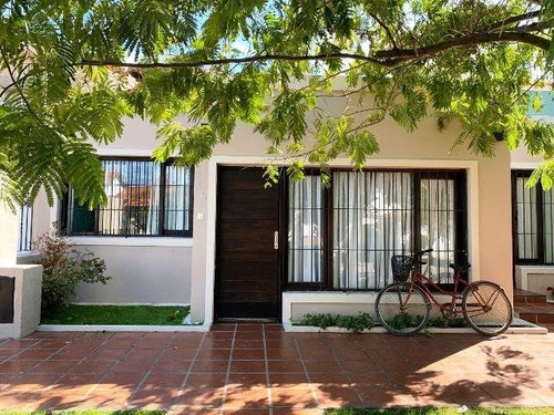 Hermoso Chalet Y Departamento En Block O Separado
