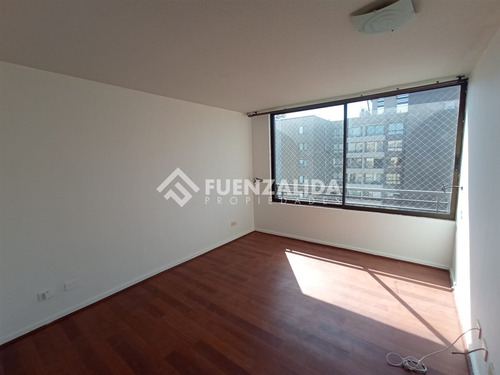 Departamento En Venta De 3 Dorm. En San Miguel