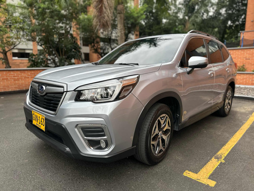 Subaru Forester 2.0 Cvt Premium