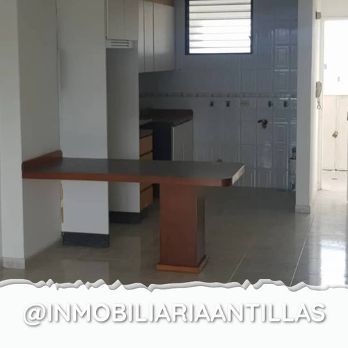 Imagen 7 de 7 de Apartamento Conservado En El Caribe