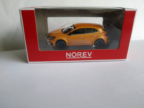 Renault Megane A Escala 1/64