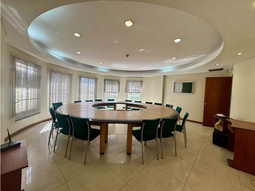 Se Vende Galpón 2132m2 Via Univ Santa Maria Petare 2128