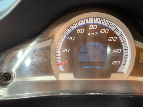 Imagem 12 de 12 de Honda Pcx 150 Sport 2018 Apenas 19.000km Troco Carro Moto!