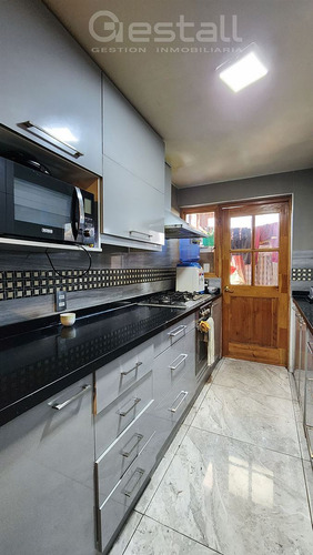 Departamento En Venta De 3 Dorm 3 Baños. En Las Condes
