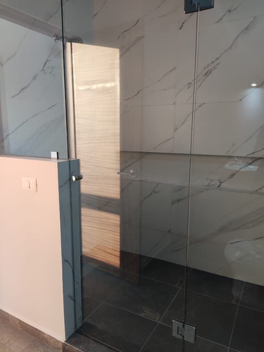Estrene Residencia En Lomas De Cuernavaca, 3 Recamaras, Alberca, En Privada.