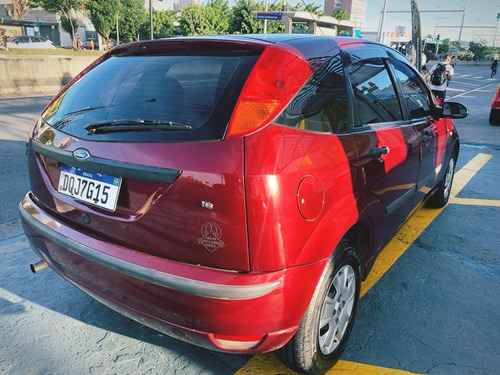 Ford Focus 2.0 Ghia 5p