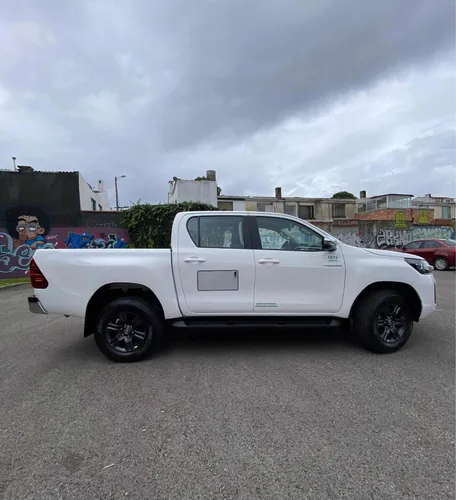 Toyota Hilux 2.4 2024