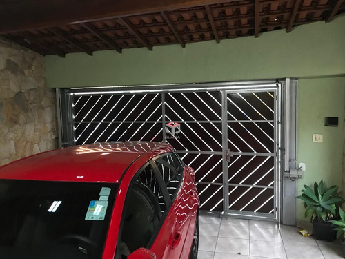 Imagem 3 de 17 de Sobrado À Venda, 4 Quartos, 2 Suítes, 2 Vagas, Metalúrgica - Santo André/sp - 74548