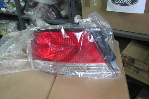 Faro Trasero Mitsubishi Lancer 2002-2004