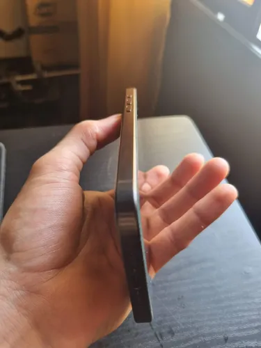 Apple iPhone 15 Pro Max (256 Gb) - Titanio Negro (Usado)
