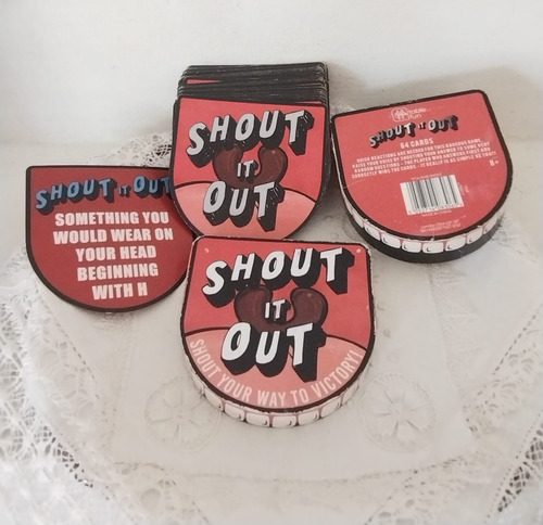 Juego De Cartas Shout It Out (Usado)