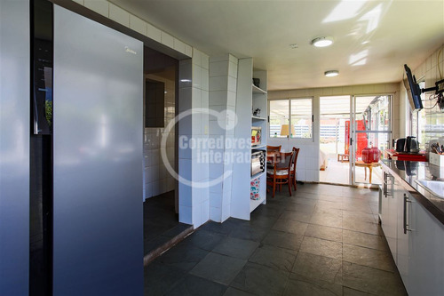 Casa Remodelada En Sector Tradicional De Sto. Domingo