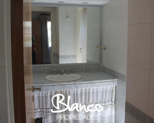 Imagen 14 de 25 de Oportunidad! Casa De Dos Plantas, Sobre Lote Interno Con Muy Buena Ubicación, En Maschwitz Privado.