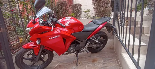 Honda Cbr250r Modelo 2015. Unico Dueño.