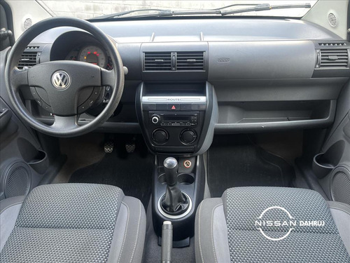 Volkswagen Fox 1.0 MI ROUTE 8V FLEX 4P MANUAL